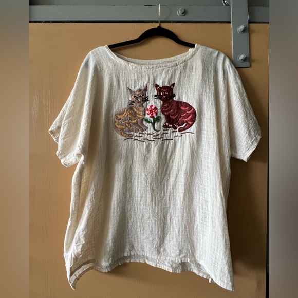 Vintage Hand Embroidered Cotton Cat Blouse T Shirt OOAK Handmade! - Picture 2 of 5